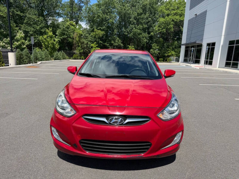 2013 Hyundai Accent SE