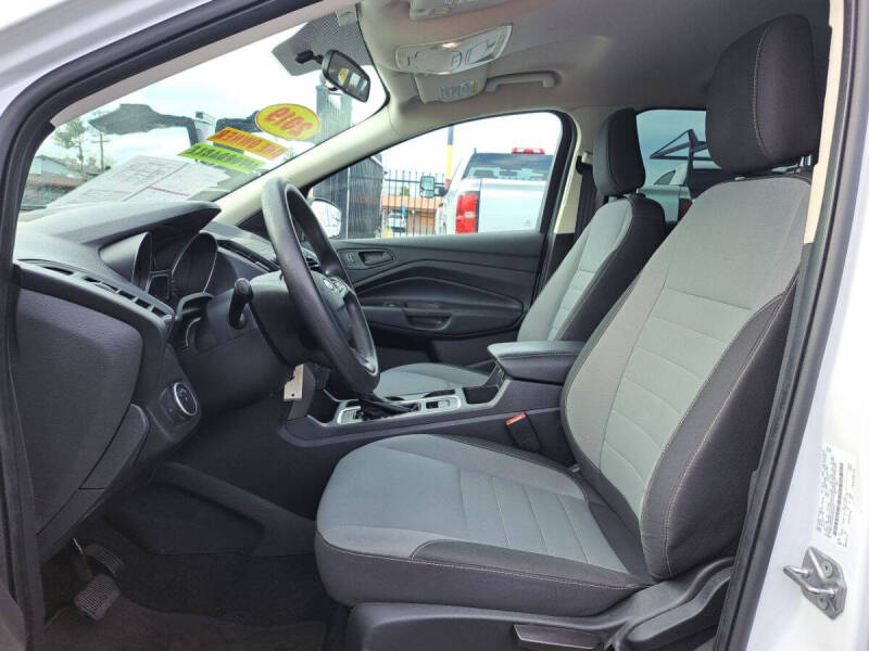 2019 Ford Escape S