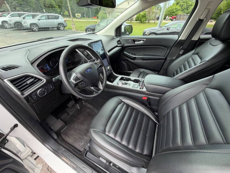 2022 Ford Edge SEL