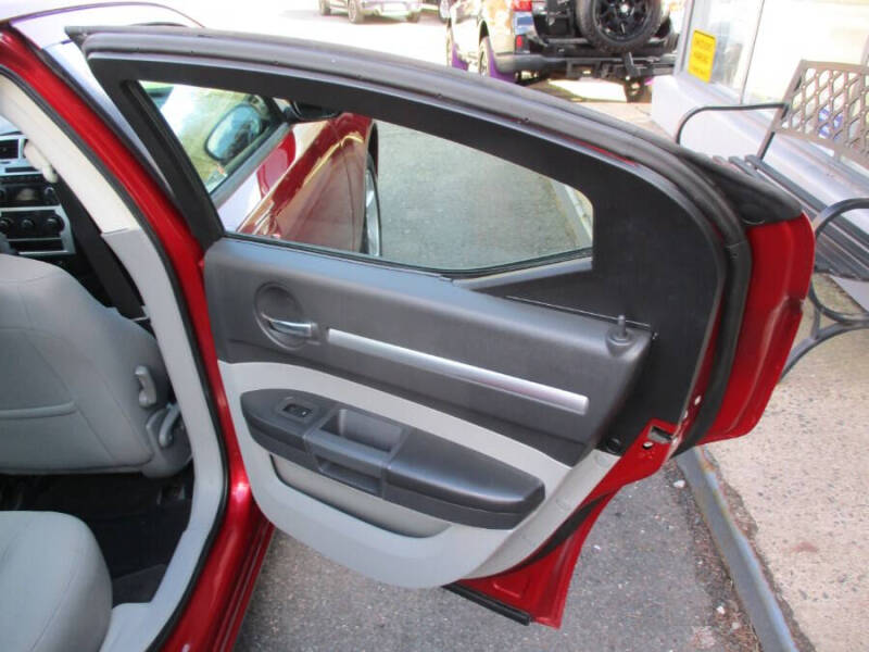 2009 Dodge Charger SE