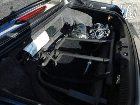 2003 Ford Thunderbird