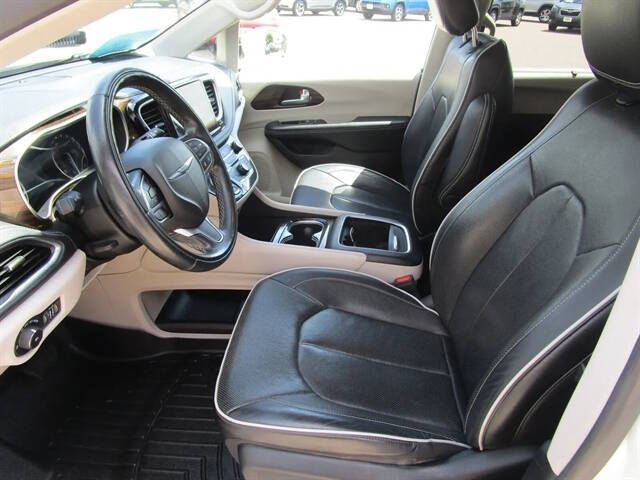 2022 Chrysler Pacifica Limited