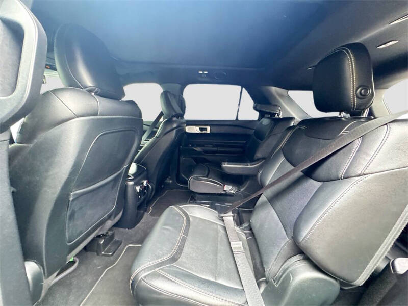 2020 Ford Explorer ST