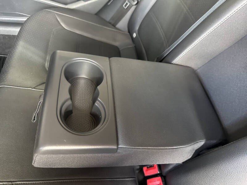 2018 Volkswagen Passat 2.0T R-Line