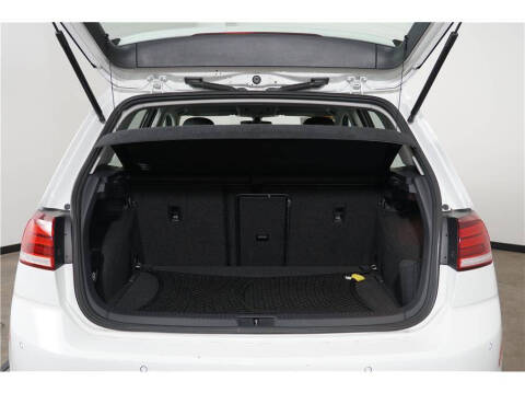 2017 Volkswagen e-Golf SEL Premium