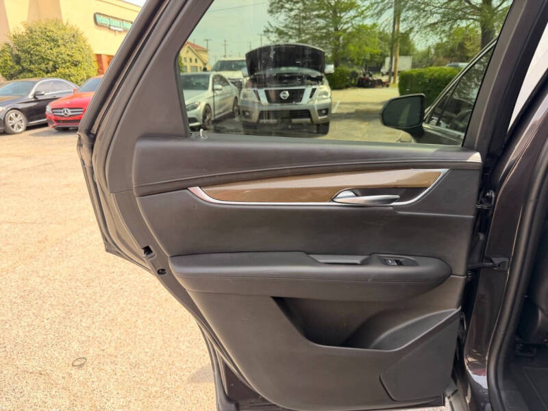 2017 Cadillac XT5 Platinum
