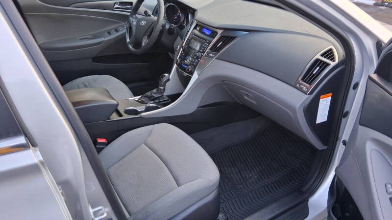 2012 Hyundai Sonata Hybrid