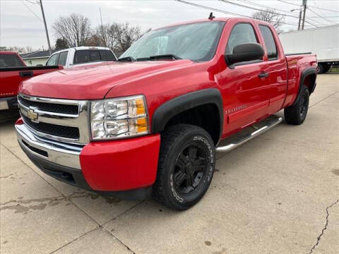 2009 Chevrolet Silverado 1500 for sale at HUFF AUTO GROUP in Jackson MI