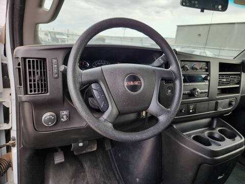 2024 GMC Savana 2500