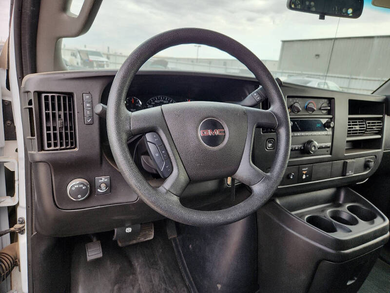 2024 GMC Savana 2500