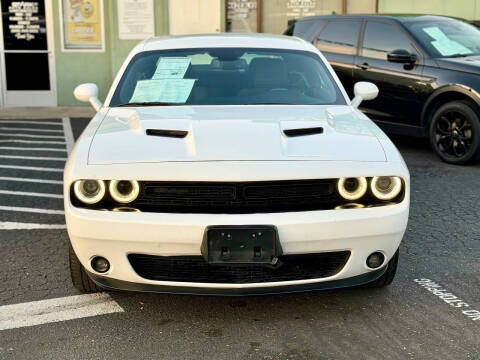 2020 Dodge Challenger SXT