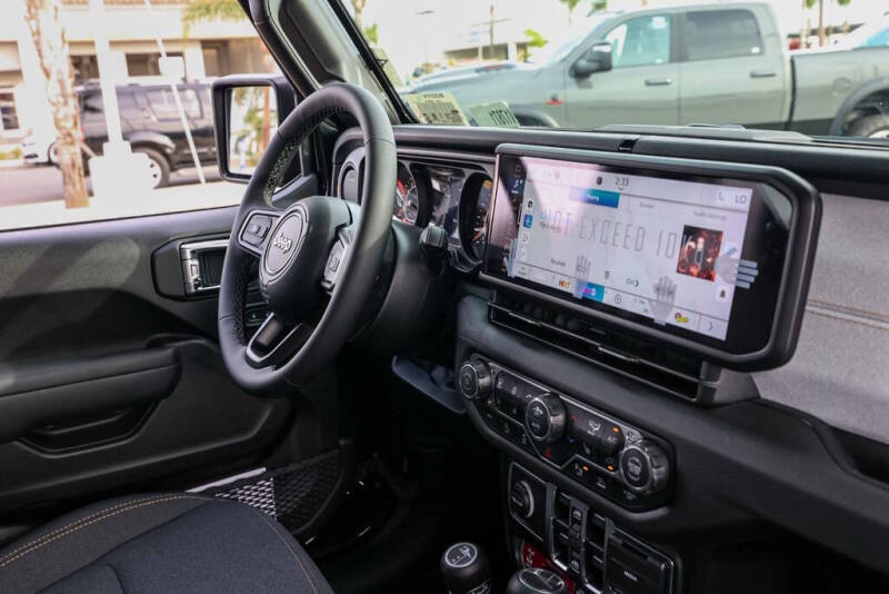 2025 Jeep Gladiator Willys