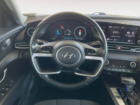 2022 Hyundai Elantra