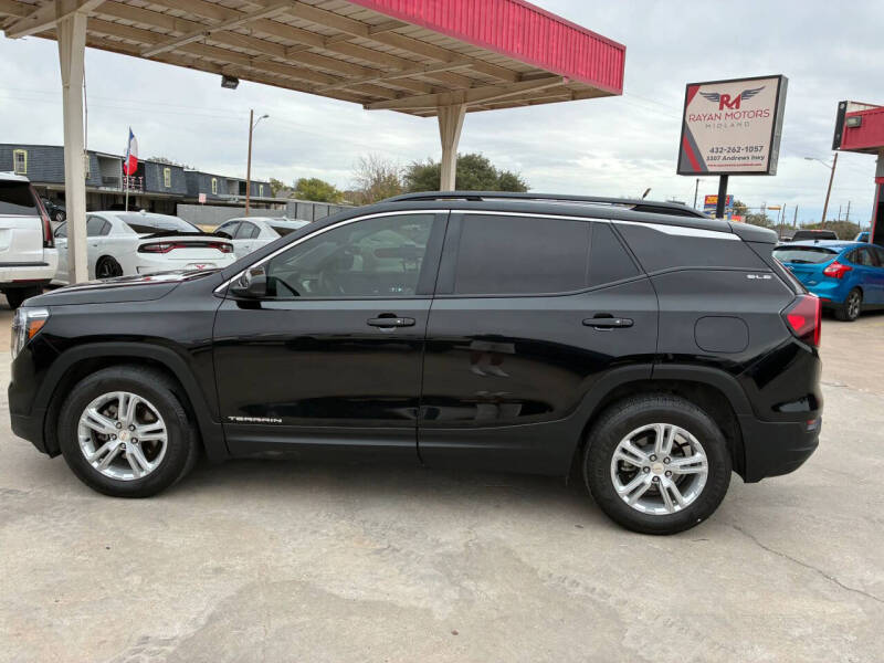 2022 GMC Terrain SLE