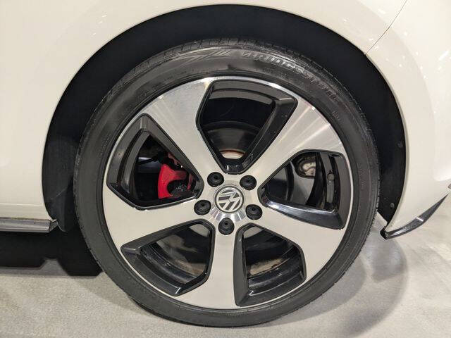 2016 Volkswagen Golf GTI S