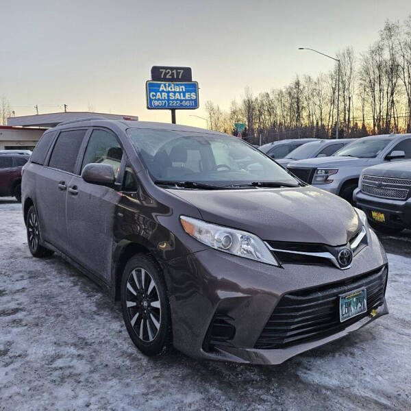 2019 Toyota Sienna LE