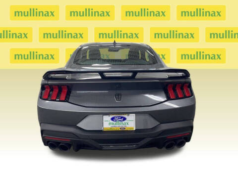 2025 Ford Mustang Dark Horse