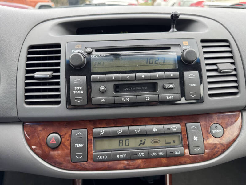 2002 Toyota Camry LE