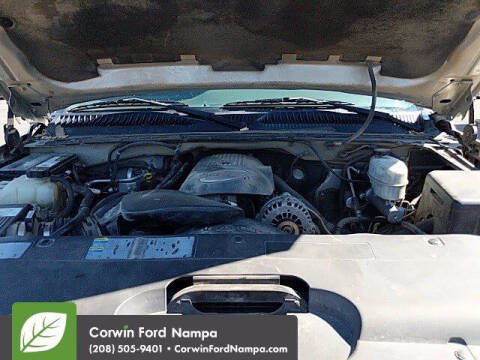 2004 Chevrolet Silverado 2500 LS