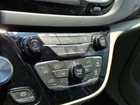 2019 Chrysler Pacifica Touring Plus
