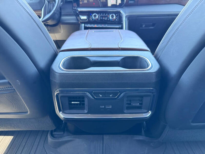 2024 GMC Sierra 3500HD Denali Ultimate