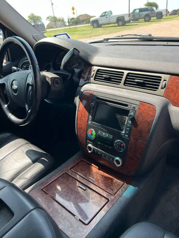 2008 Chevrolet Suburban LTZ