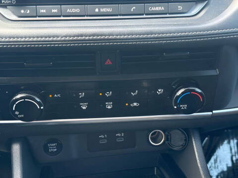 2024 Nissan Rogue S