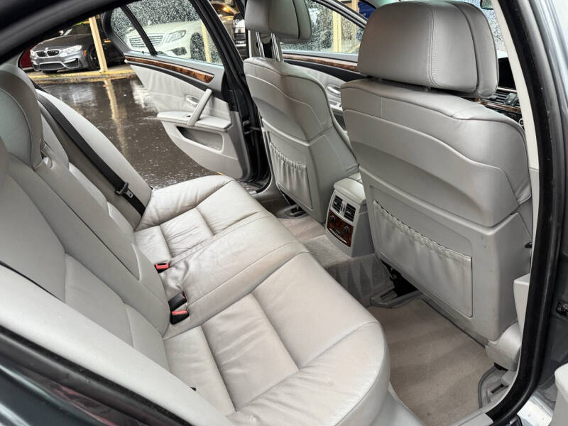 2008 BMW 5 Series 528i