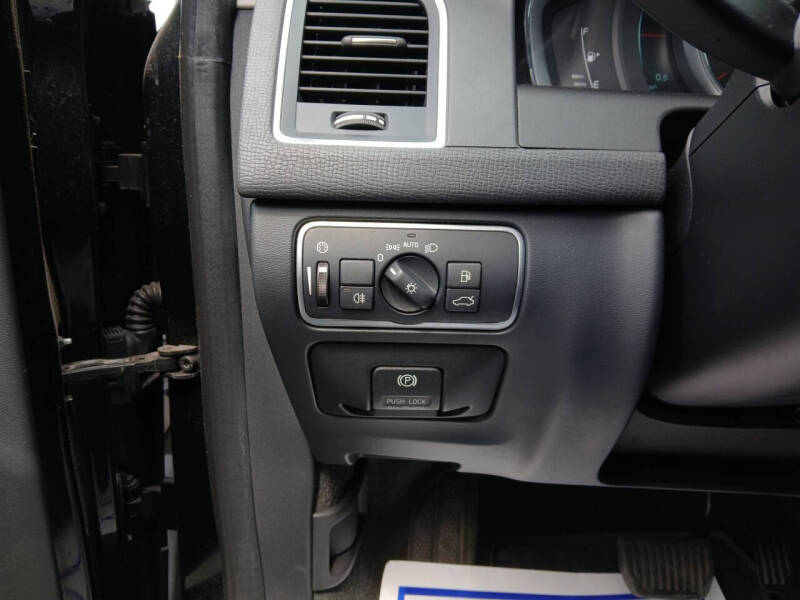 2015 Volvo XC60 T5 Drive-E Platinum