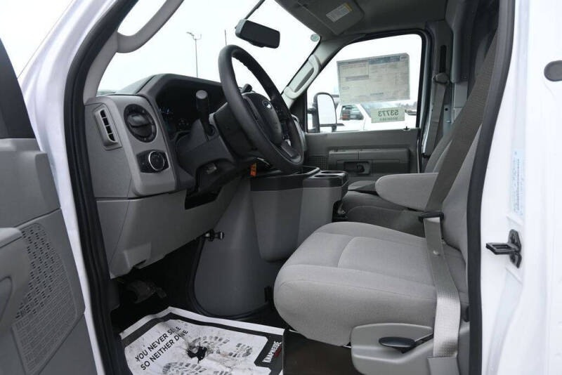 2025 Ford E-Series
