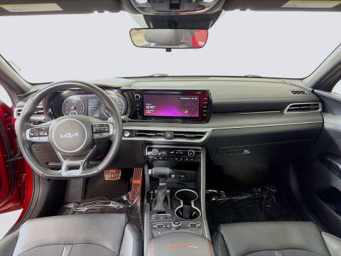 2023 Kia K5