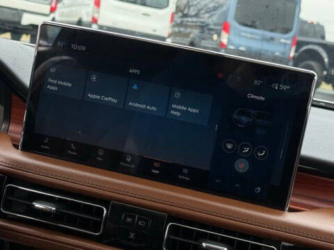 2022 Lincoln Nautilus Reserve