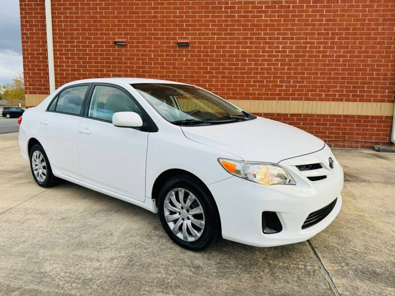 2012 Toyota Corolla LE photo 3