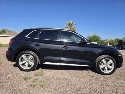 2018 Audi Q5 2.0T quattro Premium Plus