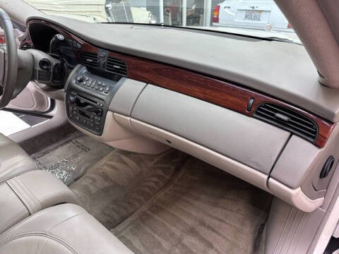 2003 Cadillac DeVille