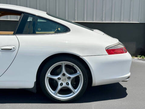 2004 Porsche 911 Carrera