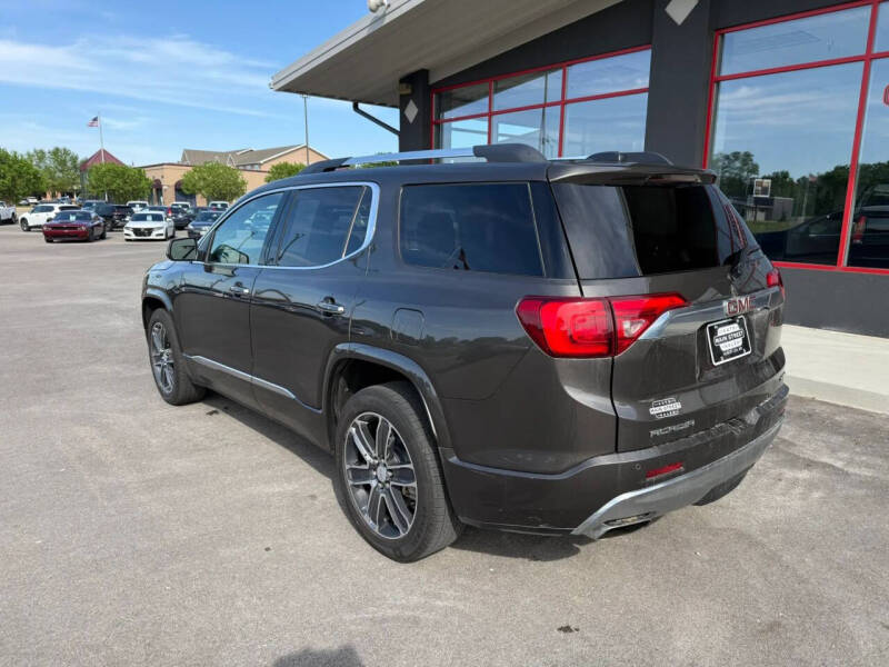 2019 GMC Acadia Denali