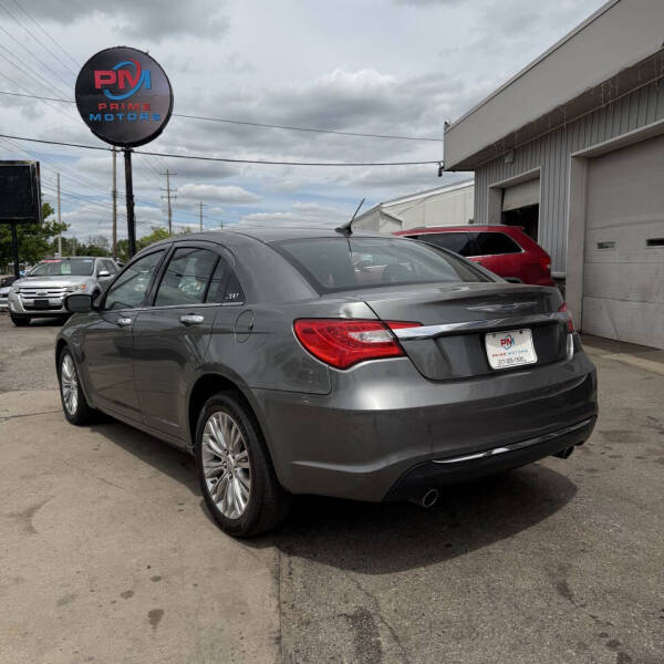 2013 Chrysler 200 Limited