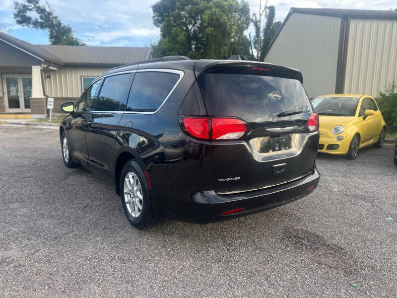 2021 Chrysler Voyager LXi