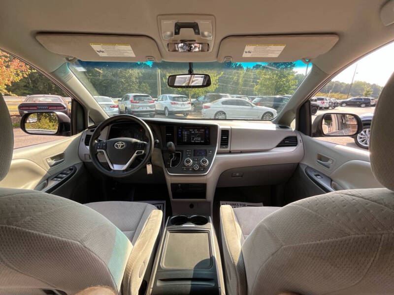 2015 Toyota Sienna