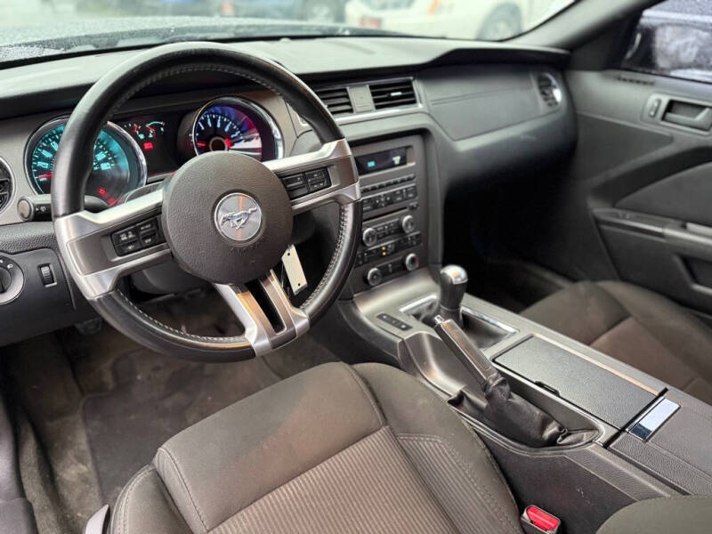 2014 Ford Mustang V6