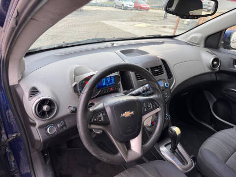 2013 Chevrolet Sonic LT Auto