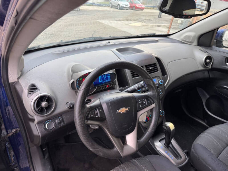 2013 Chevrolet Sonic LT Auto