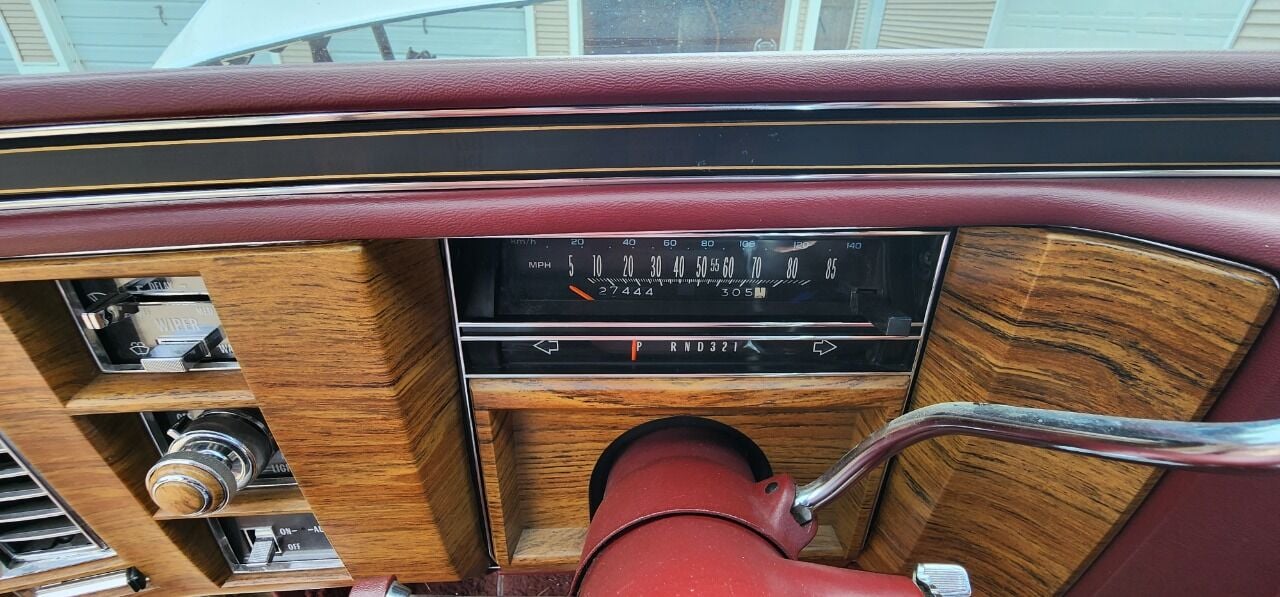 1984 Cadillac Fleetwood Brougham 93