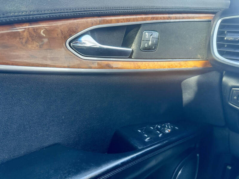 2017 Lincoln MKX Select