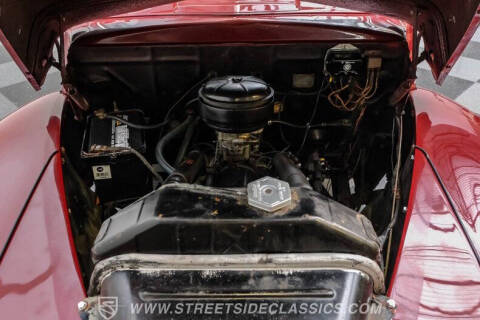 1948 Ford Deluxe