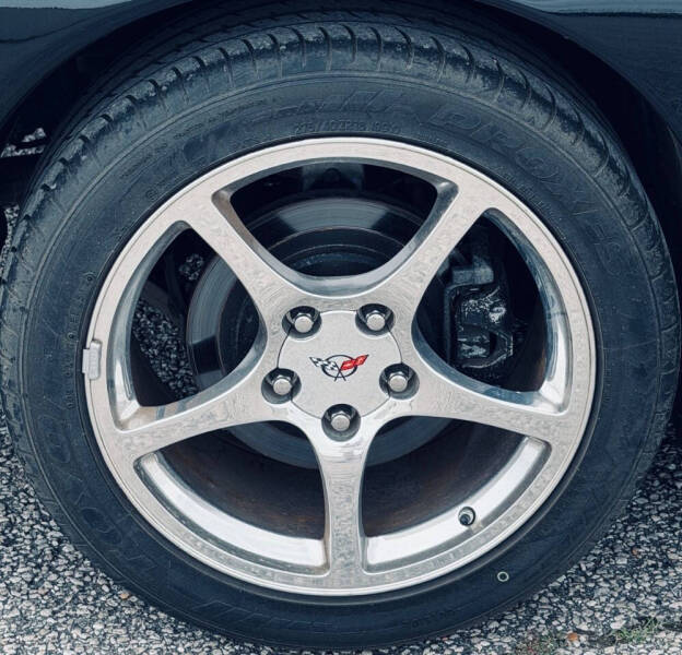 2004 Chevrolet Corvette