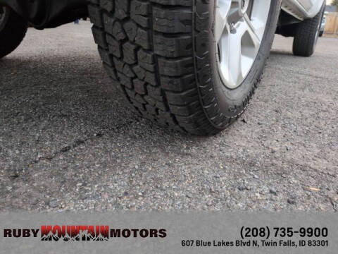 2017 Toyota Tacoma SR