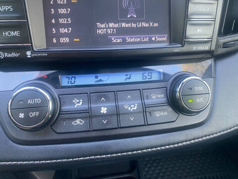 2018 Toyota RAV4 XLE