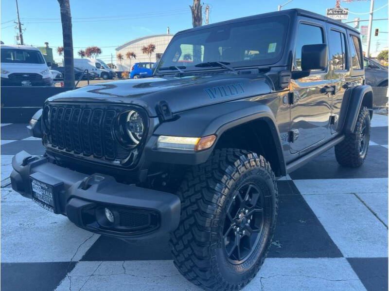 2025 Jeep Wrangler 4xe Willys 4XE's photo